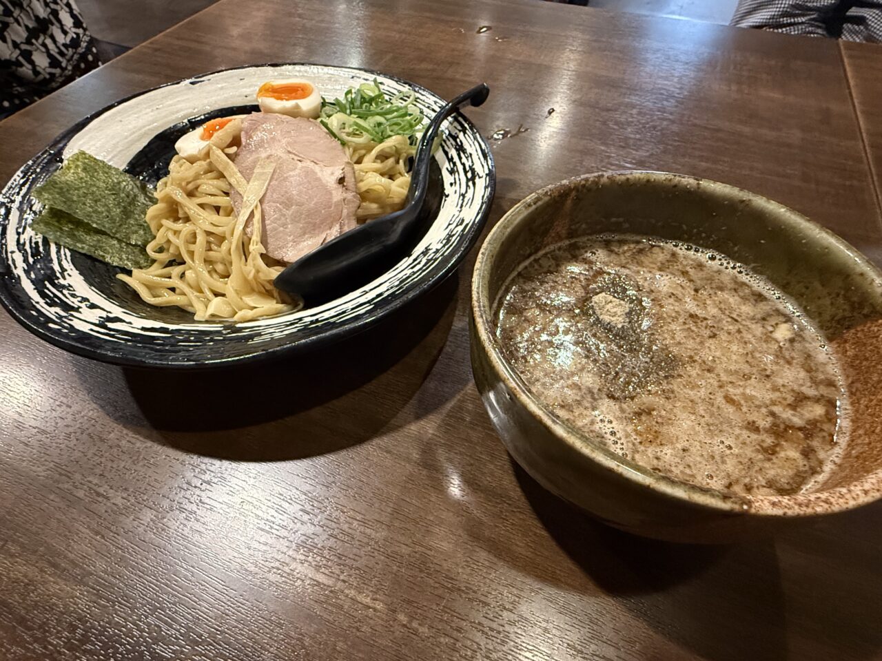 海老名市ビナウォークラーメン処