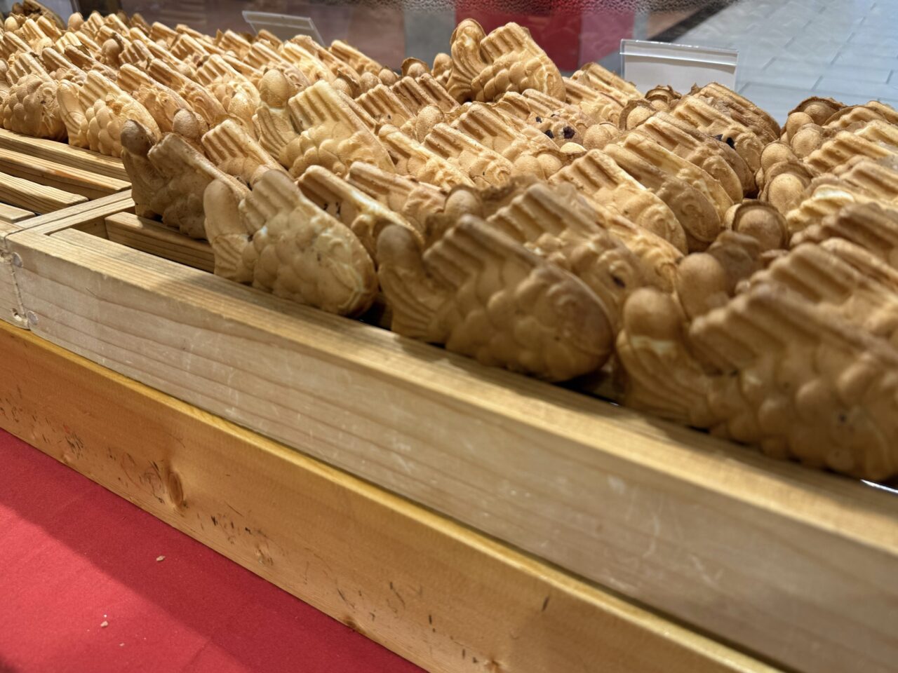 海老名市海老名マルイたい焼き一休