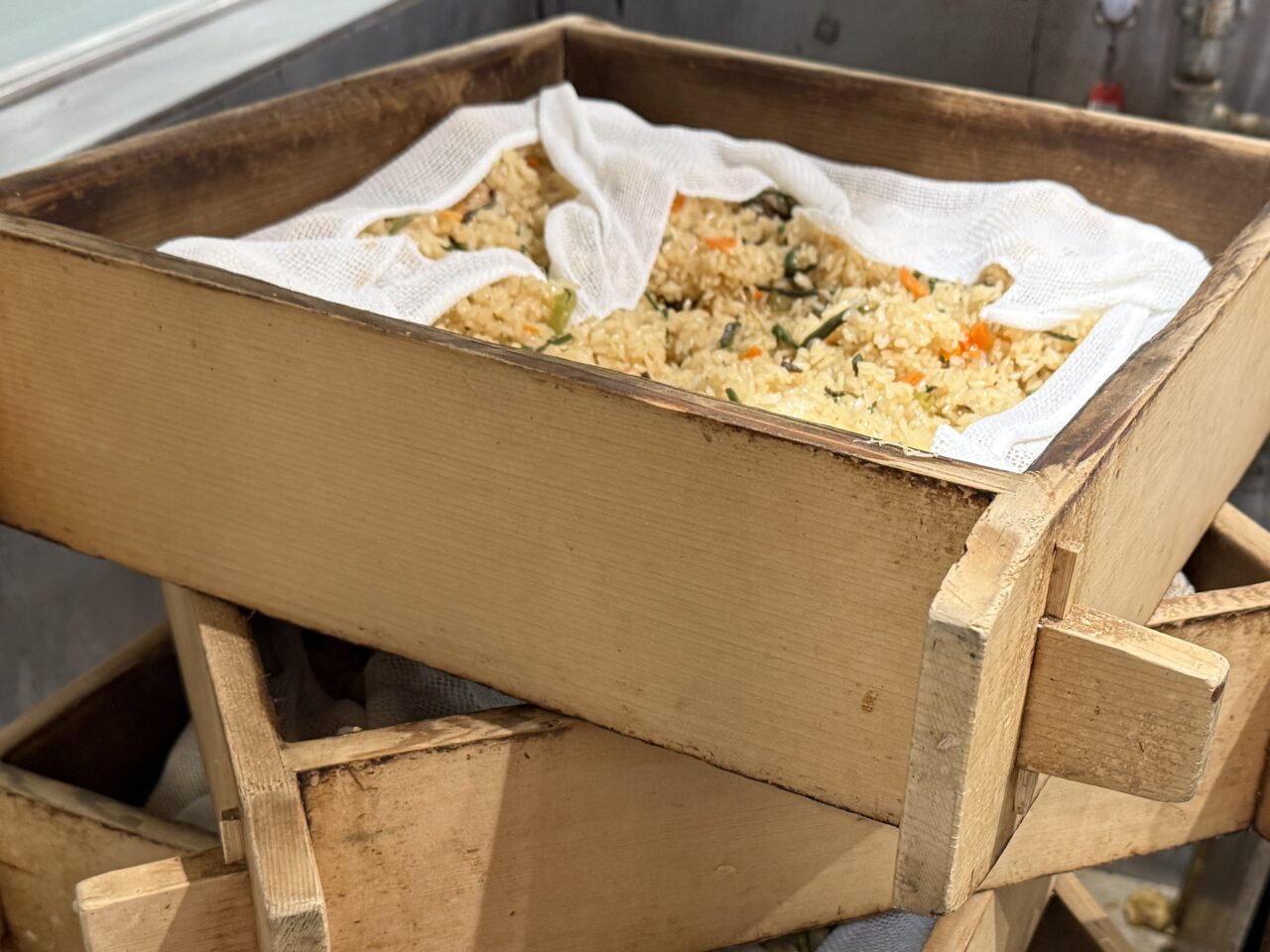 せいろでむすおこわ