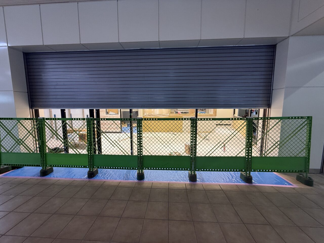 ドンク海老名店の工事が始まる