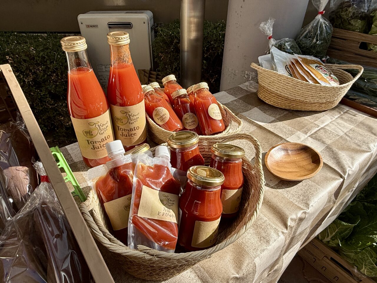 海老名総合病院とえびなでしこにより開催されている「農産物WAKU WAKUマルシェ 」