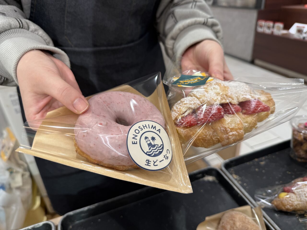 江ノ島しらなみヨーグルト&生ドーナツ